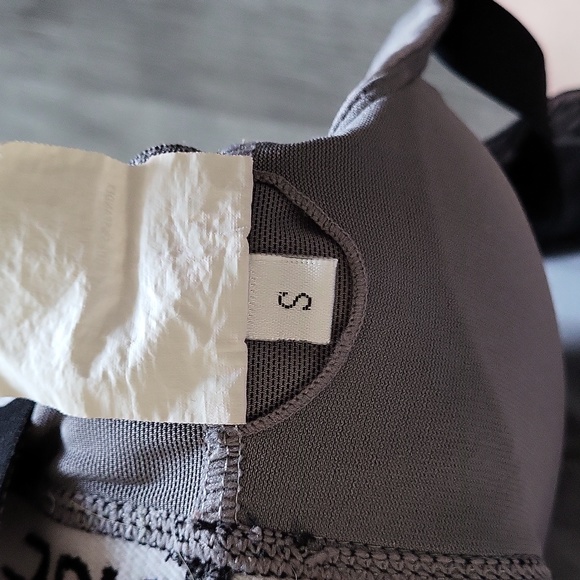 Sports bra - Picture 3 of 3